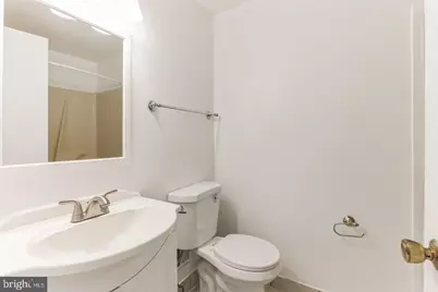 13802 Sauterne Way, Chantilly, VA 20151 - Photo 16