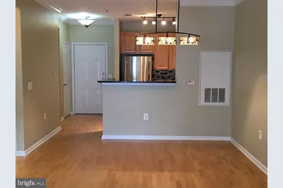 9490 Virginia Center Boulevard #323, Vienna, VA 22181 - Photo 4