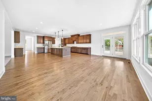 3913 Victoria Oaks Trail, Annandale, VA 22003 - Photo 12