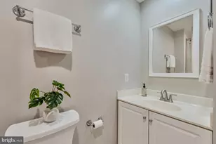 8816 Hunting Lodge Ct, Vienna, VA 22182 - Photo 26