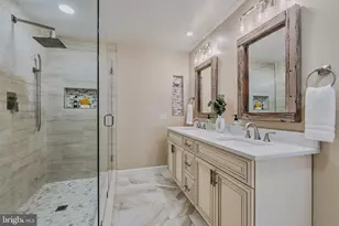 8816 Hunting Lodge Ct, Vienna, VA 22182 - Photo 20