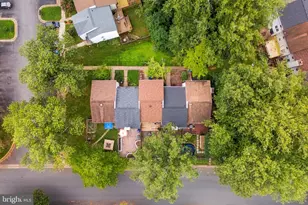 10008 Chestnut Wood Ln, Burke, VA 22015 - Photo 28