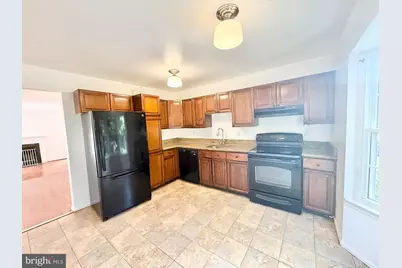 8594 Enochs Drive, Lorton, VA 22079 - Photo 6