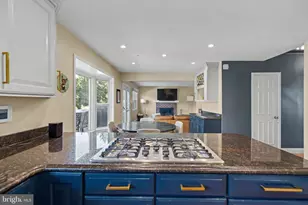 3507 Pecan Pl, Fairfax, VA 22033 - Photo 18
