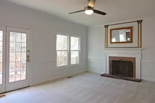 13111 Willoughby Point Dr, Fairfax, VA 22033 - Photo 16