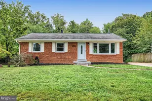 8901 Lagrange St, Lorton, VA 22079 - Photo 2