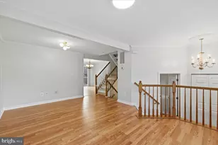 5718 Croatan Ct, Centreville, VA 20120 - Photo 6