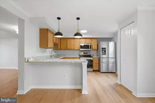 5718 Croatan Ct, Centreville, VA 20120 - Photo 12
