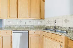 4587 Whittemore Pl, Fairfax, VA 22030 - Photo 20