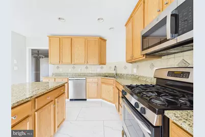 4587 Whittemore Place #1222, Fairfax, VA 22030 - Photo 18