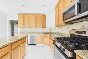 4587 Whittemore Pl, Fairfax, VA 22030 - Photo 18