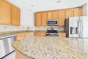 4587 Whittemore Pl, Fairfax, VA 22030 - Photo 16