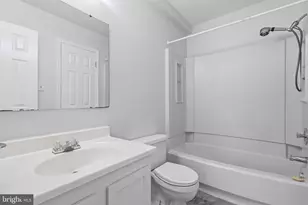 8013 Dayspring Ct, Springfield, VA 22153 - Photo 18