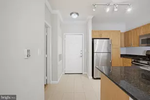 12941 Centre Park Cir, Herndon, VA 20171 - Photo 4