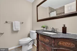 3609 Buckeye Ct, Fairfax, VA 22033 - Photo 12