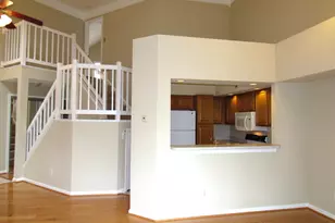 6944 Ellingham Cir, Alexandria, VA 22315 - Photo 8