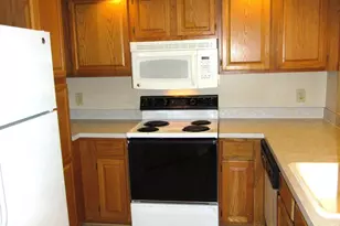 6944 Ellingham Cir, Alexandria, VA 22315 - Photo 10