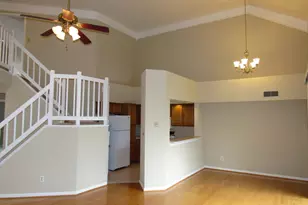 6944 Ellingham Cir, Alexandria, VA 22315 - Photo 4