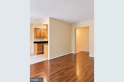 2226 Castle Rock Square #1B, Reston, VA 20191 - Photo 6