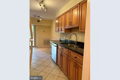 2226 Castle Rock Square #1B, Reston, VA 20191 - Photo 2