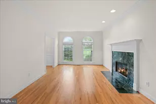 2617 Sledding Hill Rd, Oakton, VA 22124 - Photo 18
