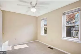 13817 Cabernet Ct, Chantilly, VA 20151 - Photo 10