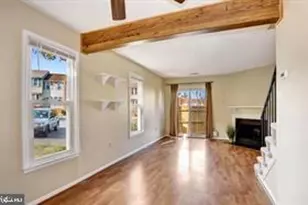 13817 Cabernet Ct, Chantilly, VA 20151 - Photo 4