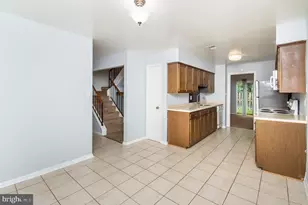 3210 Gemstone Ct, Oakton, VA 22124 - Photo 6