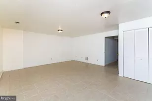 3210 Gemstone Ct, Oakton, VA 22124 - Photo 2