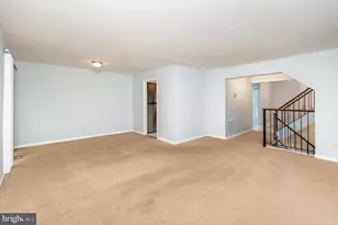 3210 Gemstone Ct, Oakton, VA 22124 - Photo 4