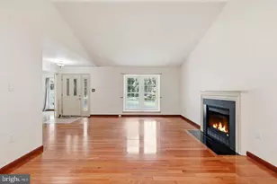 10799 Adare Dr, Fairfax, VA 22032 - Photo 8
