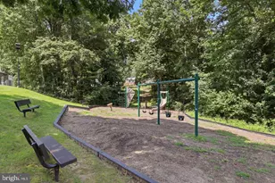 10799 Adare Dr, Fairfax, VA 22032 - Photo 48