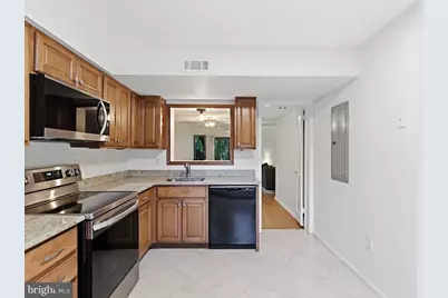11908 Escalante Court, Reston, VA 20191 - Photo 8