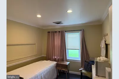 2102 Gallows Road #D, Vienna, VA 22182 - Photo 18