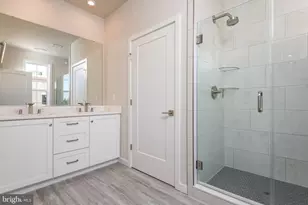 7459 Backett Wood Ter, McLean, VA 22102 - Photo 8