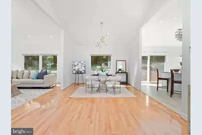 11709 Vale Road, Oakton, VA 22124 - Photo 4