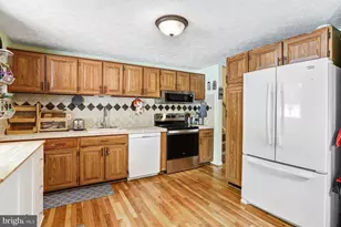 2263 Cocquina Dr, Reston, VA 20191 - Photo 14