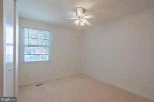 3048 Silent Valley Dr, Fairfax, VA 22031 - Photo 28