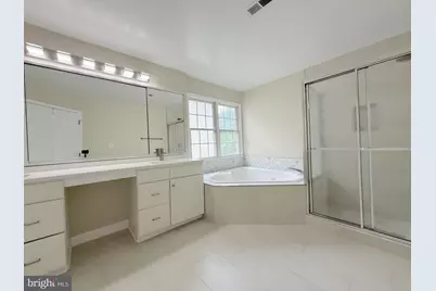13353 Horsepen Woods Lane, Herndon, VA 20171 - Photo 36