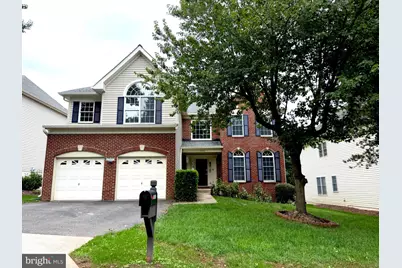 13353 Horsepen Woods Lane, Herndon, VA 20171 - Photo 2