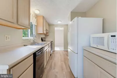 8467 Magic Tree Court, Springfield, VA 22153 - Photo 12