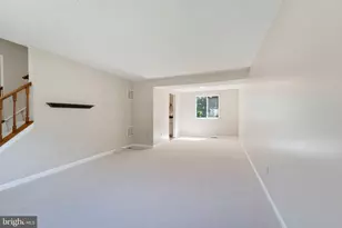 8467 Magic Tree Ct, Springfield, VA 22153 - Photo 16