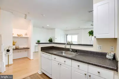 11321 Aristotle Drive #3-303, Fairfax, VA 22030 - Photo 22