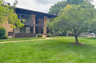 7821 Enola St, McLean, VA 22102 - Photo 2