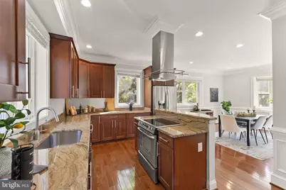 7406 Valleycrest Boulevard, Annandale, VA 22003 - Photo 10