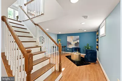 7406 Valleycrest Boulevard, Annandale, VA 22003 - Photo 30