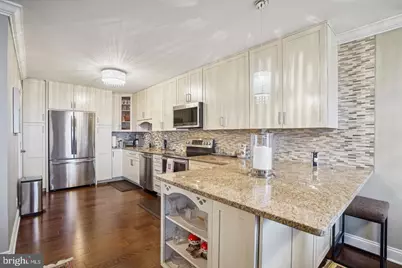 8350 Greensboro Drive #920, McLean, VA 22102 - Photo 10
