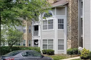 5605 Willoughby Newton Dr, Centreville, VA 20120 - Photo 2