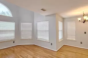 5605 Willoughby Newton Dr, Centreville, VA 20120 - Photo 8