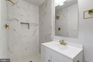 2292 White Cornus Ln, Reston, VA 20191 - Photo 20